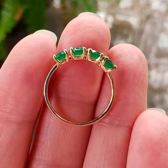 Stunning Round Natural 4 Stone Emerald 18k Gold Ring Womens New - Picture 11 of 15